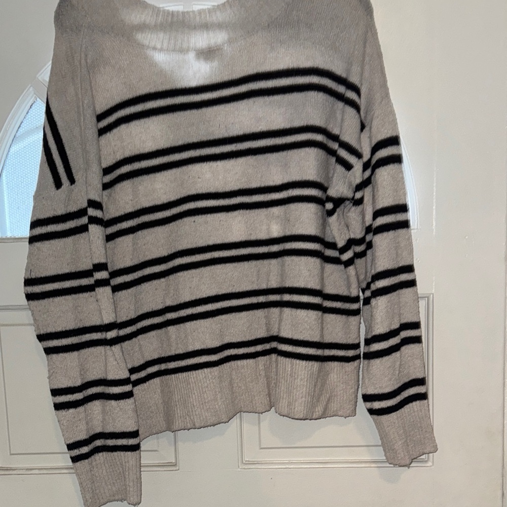 Striped V-Neck Sweater - Picture 6 of 6